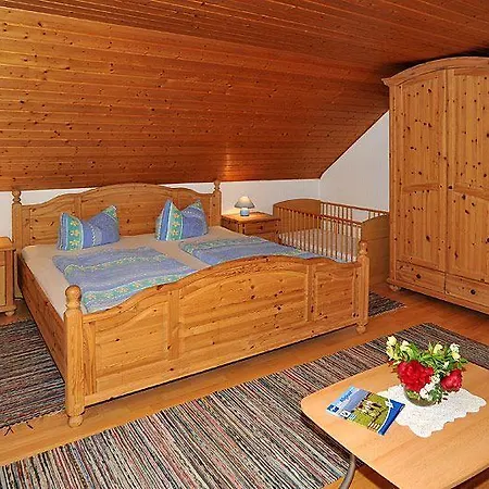 Apartamento Ferienhof-fink-ferienwohnung-gaensebluemchen Opfenbach